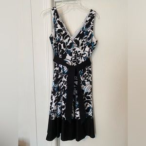 Jones Wear Fit & Flare Flower Dress with Black Bottom and Removable Black Tie